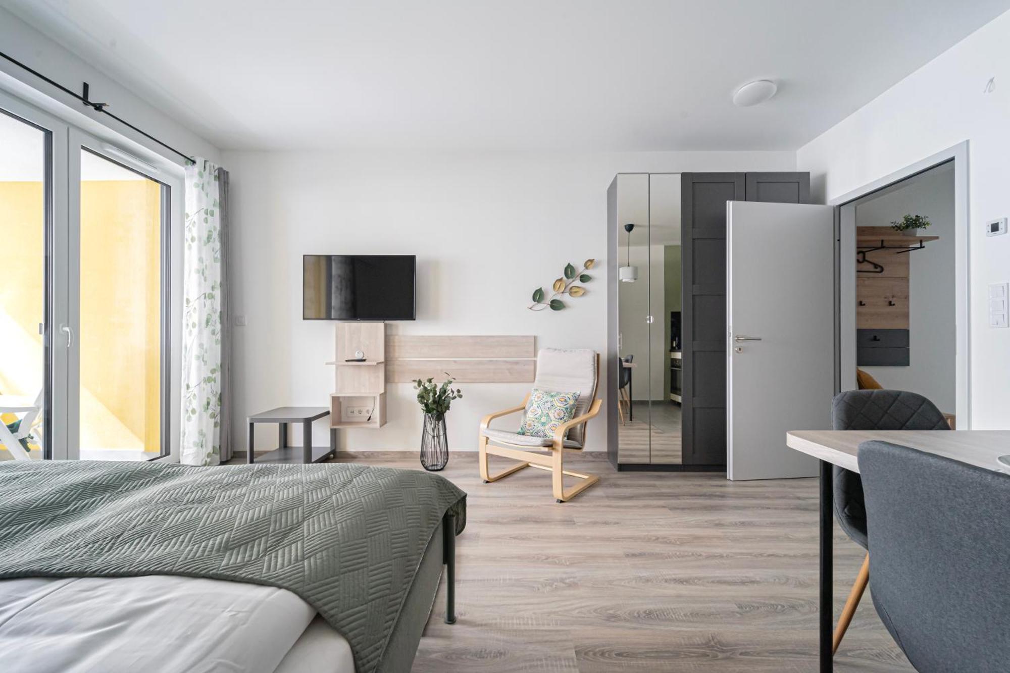 Westside Garden Apartments By Urbanrent Budapešť Exteriér fotografie